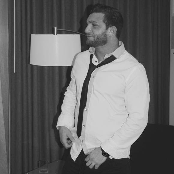 Meet your Posher, Josh - Picture 1 of 1